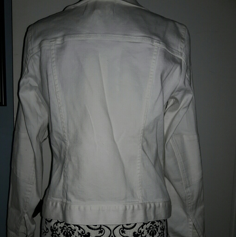 white jean Jacket - Picture 7 of 7